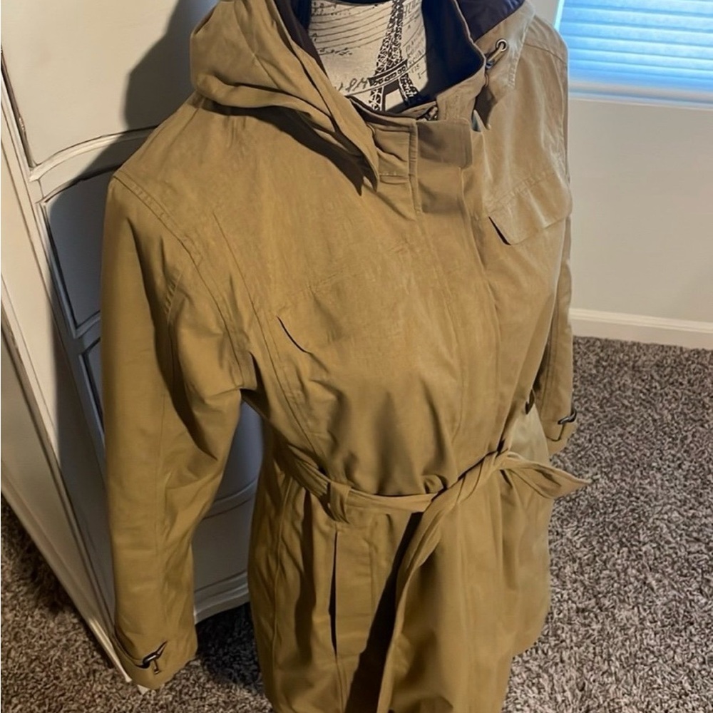 Women's Tan Belted Trench Coat | REI Rain / Wind Jacket - Picture 2 of 11